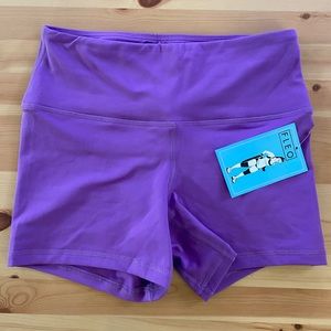 Fleo Power High Rise shorts in Dewberry - NWT